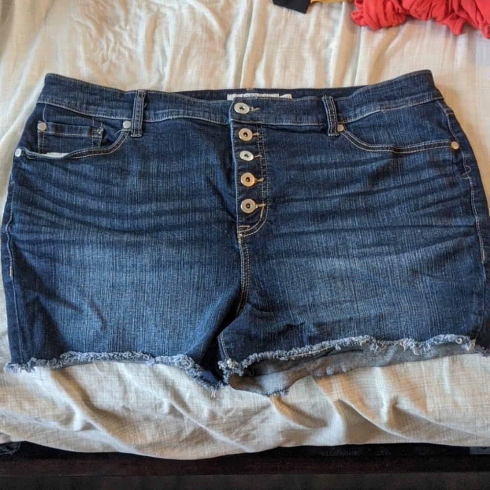 Torrid high-rise shortie jean short